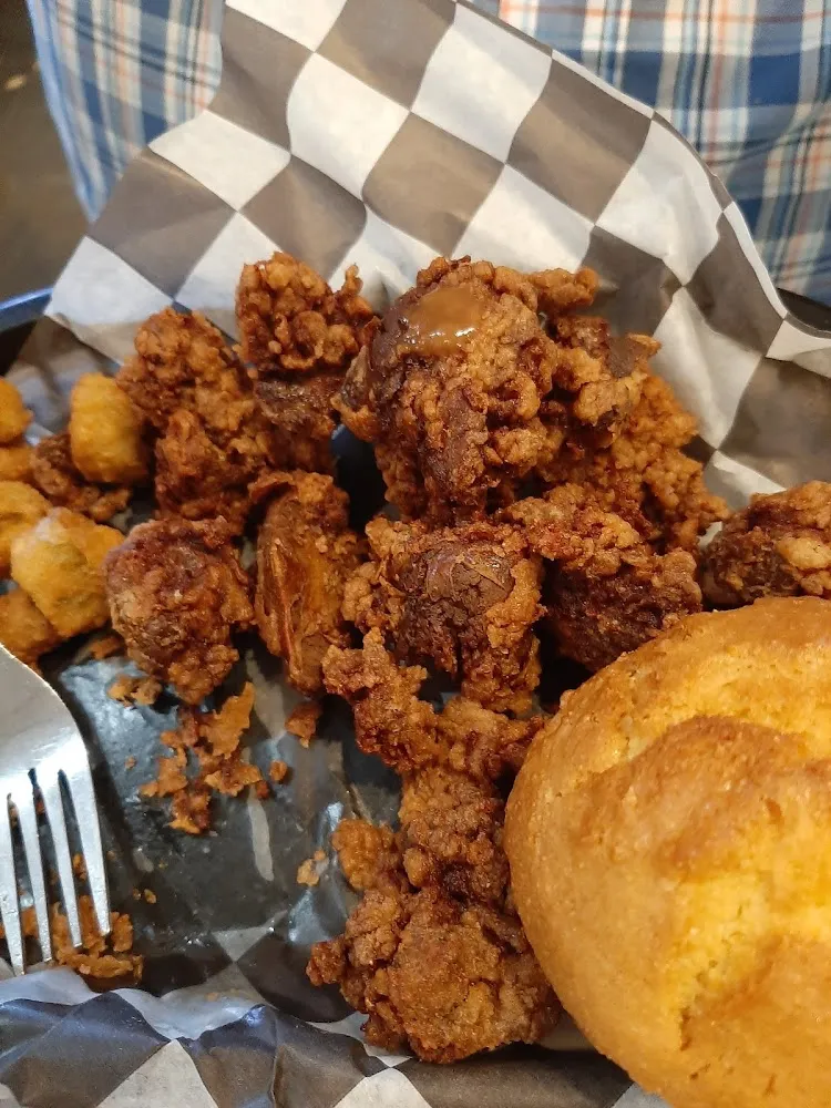 Fried Chicken Livers with Potatoes and Gravy